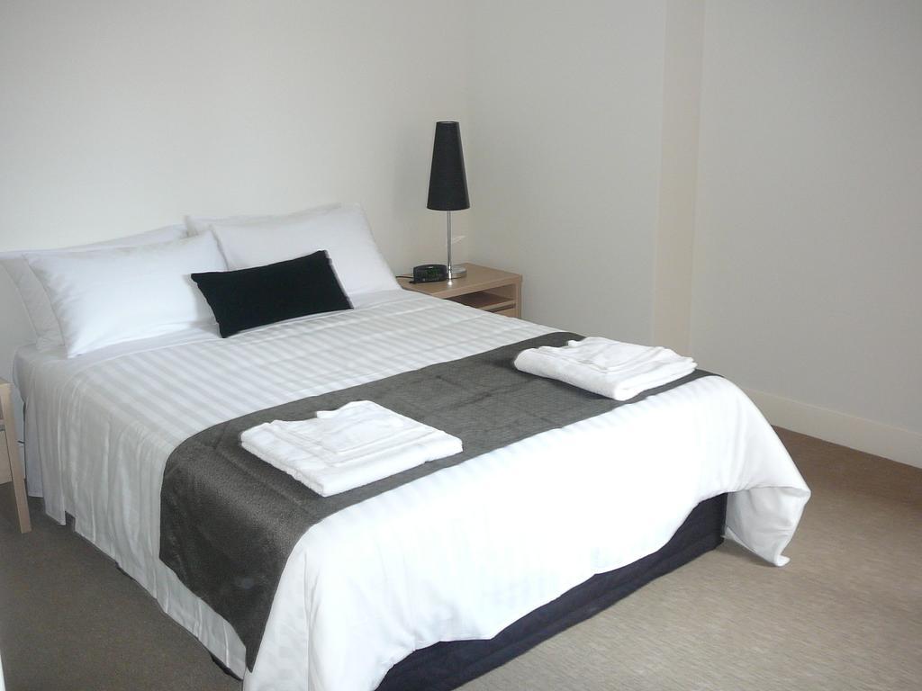 Parklane Apartments Фримантл Номер фото